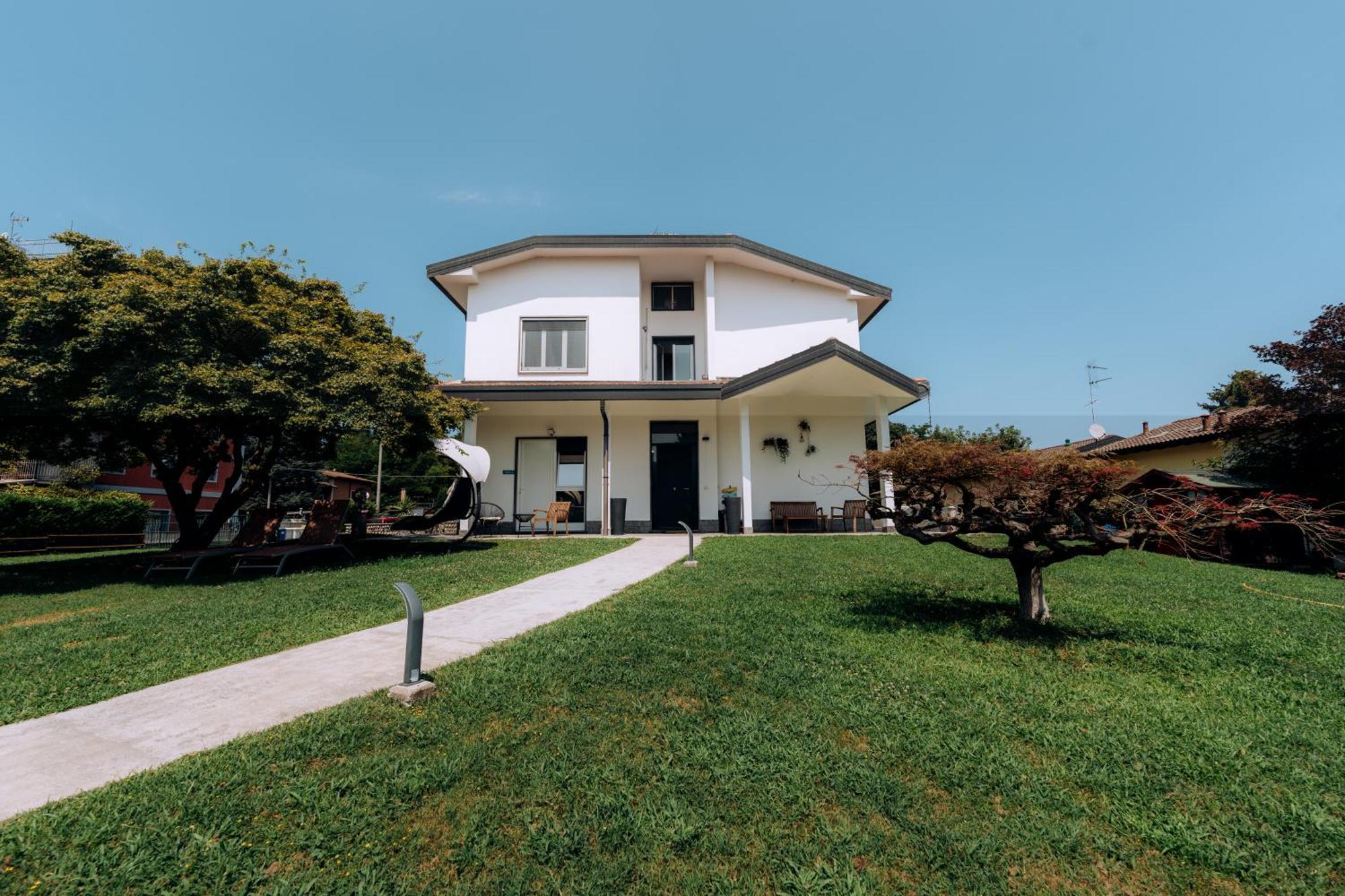 Sleep & Fly Malpensa Bed & Breakfast คาเซ นูโอเว ภายนอก รูปภาพ
